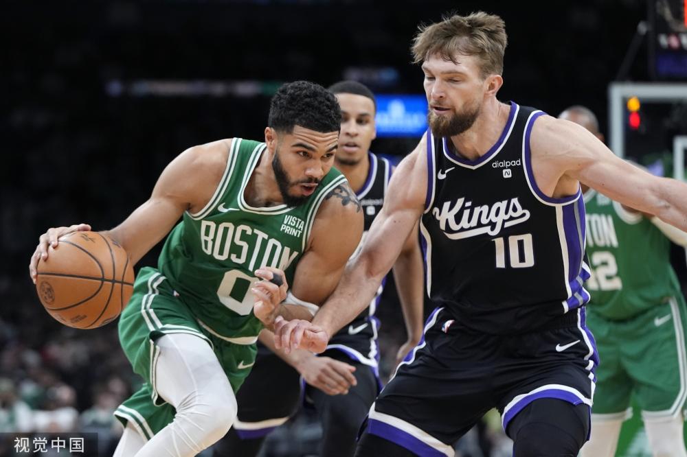 杨凭借其精 杨凭借其精