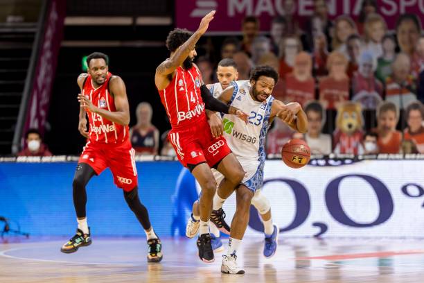 队带来了新 队带来了新