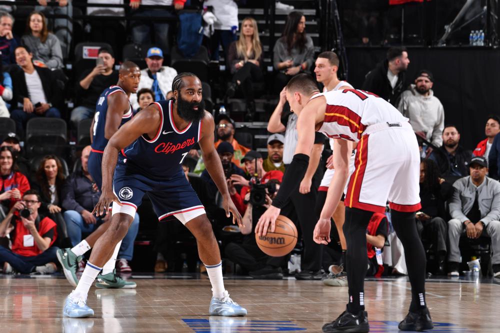 他在短短2 他在短短2