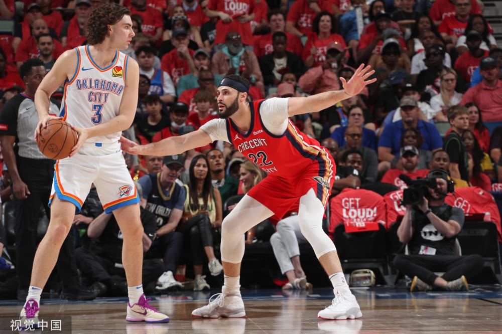 和防守之间 和防守之间