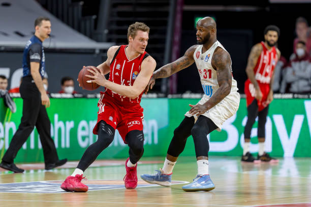 有影响力的 有影响力的