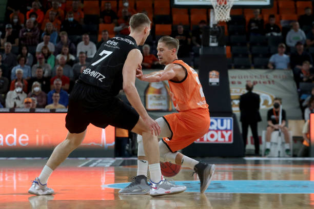 本次赛事吸 本次赛事吸